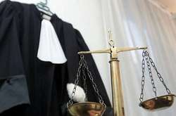 За державну зраду суддю з Криму заочно засуджено на 12 років тюрми