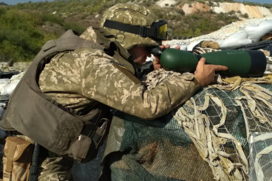 Окупанти на Донбасі 15 разів обстріляли позиції українських захисників, двоє поранених