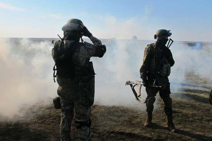 Загострення на Донбасі: троє військових поранені