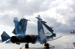 Росія перебазувала винищувачі Північного флоту до Криму для навчань