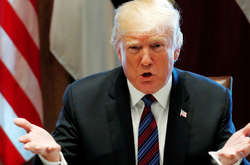 Дональду Трампу загрожує імпічмент через розмову із Володимиром Зеленським