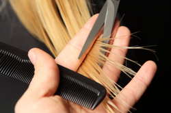 Вінничани похилого віку мають можливість підстригтися безкоштовно (адреси)