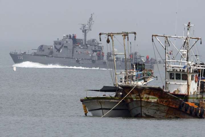 ФСБ Росії затримала три північнокорейські кораблі