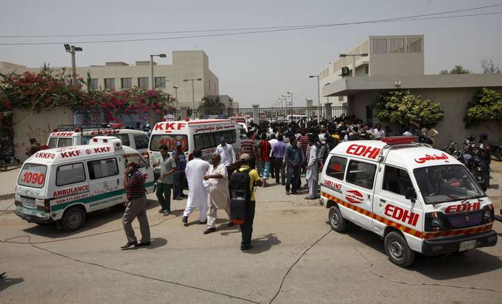У Пакистані обстріляли автобус: загинули шестеро людей