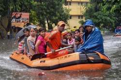 Індія постраждала через повені і зсуви: більше ста загиблих 
