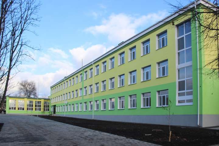 В Україні критеріям опорної школи не відповідає 200 таких закладів, – Міносвіти