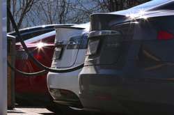 Переход Германии на электромобили повлечет сокращение 125 тыс. рабочих мест