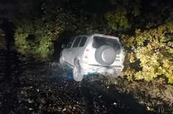 Прикордонники застосували зброю для запобігання прориву україно-російського кордону авто з контрабандою