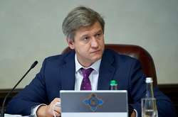 НАПК выявило недостоверные сведения в декларациях Данилюка