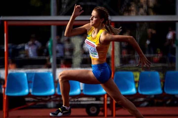 18-річна Ярослава Магучих зі світовим рекордом принесла Україні першу медаль чемпіонату світу з легкої атлетики