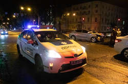 Обидві машини сильно розбиті спереду