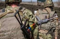 На Донбасі терористи п’ять разів обстріляли українських захисників