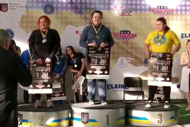  Вінничанка встановила рекорд України з жиму лежачи