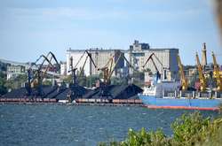 Міністр інфраструктури звільнив директора Миколаївського морського порту