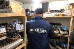 У Миколаєві накрили бот-ферму, що тероризувала українські міста повідомленнями про мінування