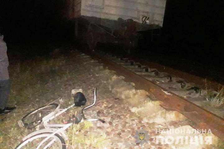 На Київщині потяг збив на смерть чоловіка