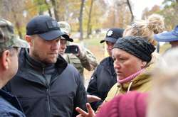 Незважаючи на розведення військових сил поліція, патрулюватиме Золоте, – МВС