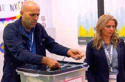 На виборчі дільниці прийшли 44% з-поміж 1,9 мільйона виборців