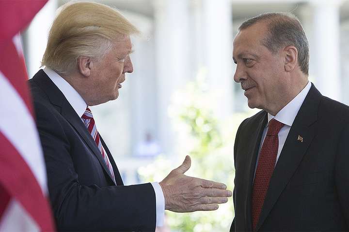 Трамп і Ердоган обговорили створення зони безпеки в Сирії
