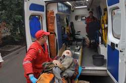 У Вінниці на будівельника впала металева опалубка