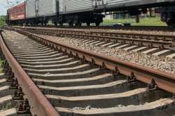 Під Києвом електричка збила на смерть чоловіка 