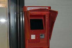 Зловмисники зламали платіжний термінал