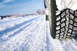 Поліція порадила водіям «перевзути» свої автомобілі