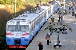 Міська електричка курсує зі значними збоями