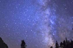 Цієї ночі можна буде спостерігати пік зорепаду Драконіди