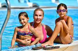 Камалия рассказала, как ее оплодотворяли четырьмя эмбрионами