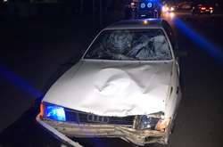 Від сильного удару в мишині розбилось лобове скло