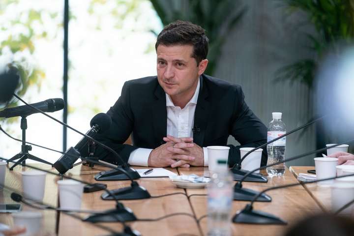 Пресмарафон Володимира Зеленського - Зеленський розказав, як виконує обіцянки, що давав перед другим туром виборів