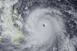 Японія попередила туристів про наближення тайфуну