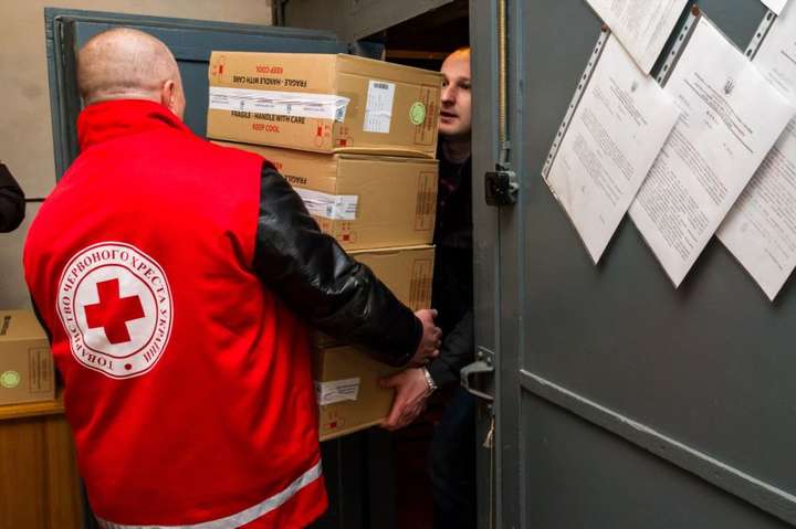 Міжнародна організація направила на окупований Донбас 51 тонну гуманітарної допомоги