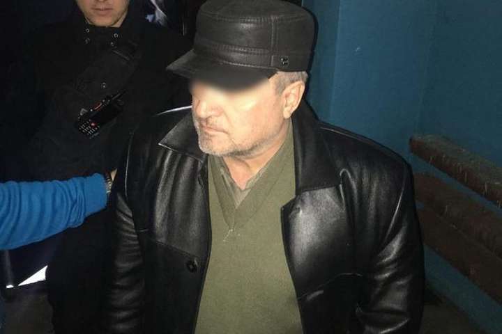 Чоловіка, підозрюваного у зґвалтуванні, затримано - Під Києвом поліція затримала нелюда, який три дні ґвалтував жінку з інвалідністю