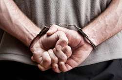 У Торецьку чоловік жорстоко вбив продавчиню через політику. Вбивцю посадили на 12 років