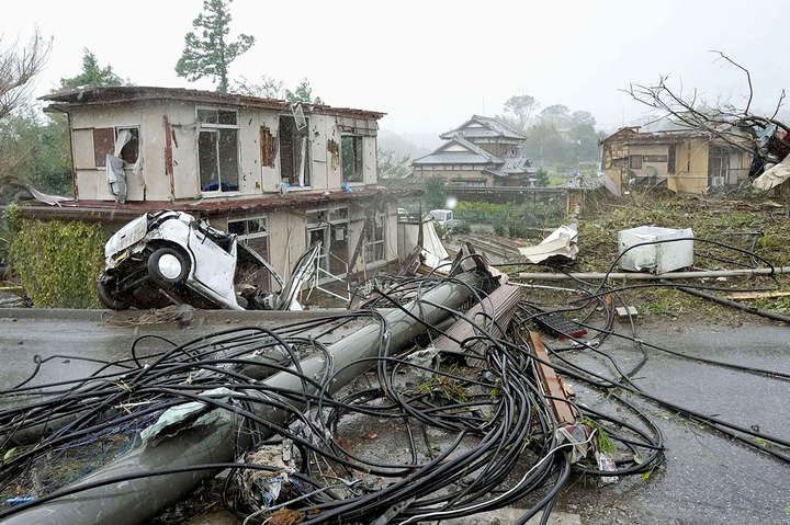 Японія оголосила про евакуацію 9 млн людей через тайфун «Хагібіс»