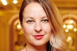 У Мінсоцполітики назвали зарплату очільниці