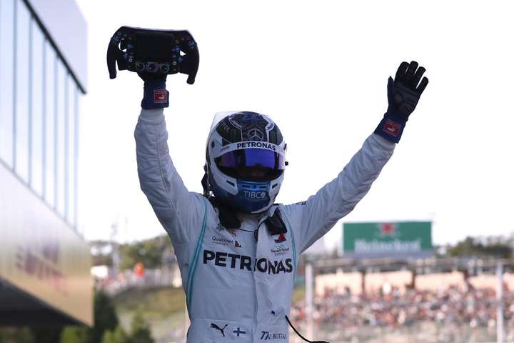 Пілот «Мерседеса» виграв Гран-прі Японії в Формулі-1