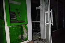 У столиці невідомі підірвали банкомат у відділені «Приватбанку»