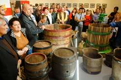 На Закарпатті відкрили перший музей виноградарства і виноробства