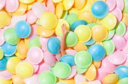 В Instagram набирают популярность абсурдные натюрморты Ванессы Маккаун (фото)