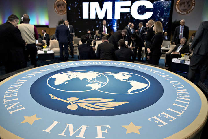 Делегація України вирушила до США для переговорів із МВФ
