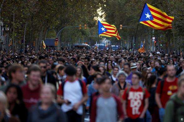 Протести в Каталонії: активісти заблокували траси і залізницю