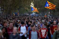  У Каталонії протестувальники блокують траси і залізницю 