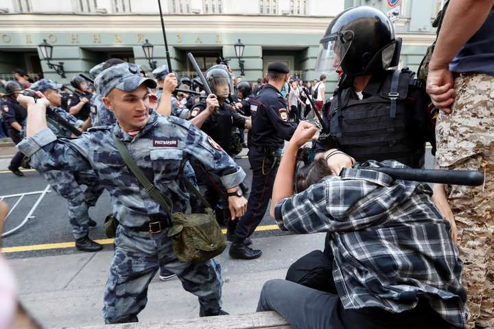 В России правосудие бессистемно и безразборно, как дубинка омоновца