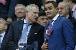 Суркіс і Павелко побилися під час матчу Україна – Португалія за місце у VIP-ложі