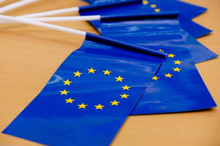 ЄС виділив Україні €12 мільйонів на культуру й освіту