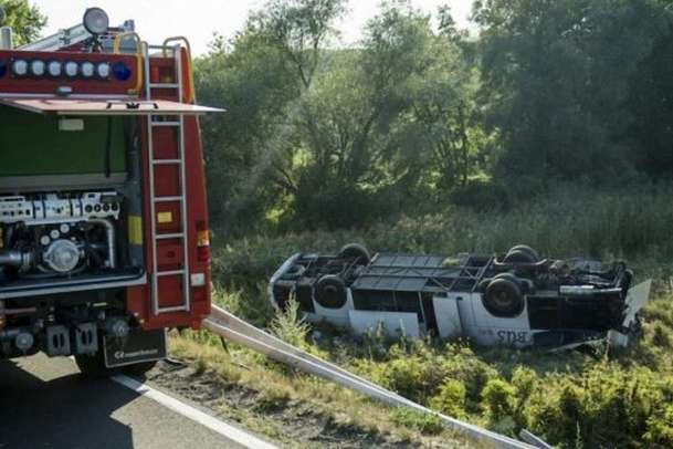 В Угорщині розбився автобус з українцями: 10 постраждалих 