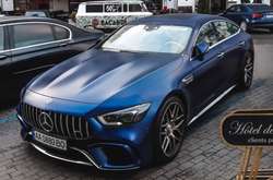 В Україні помітили найпотужнішу та одну з найдорожчих моделей Mercedes